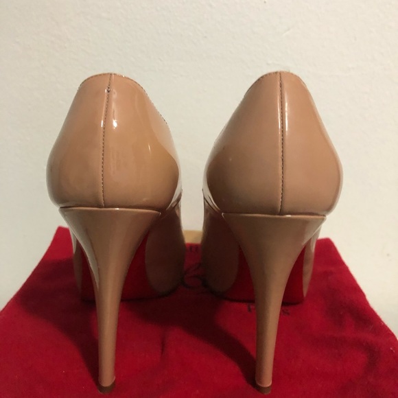 Christian Louboutin Nude Heels - Picture 4 of 7